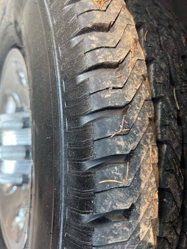 Used 2012 Chevrolet Express 2500 image 13