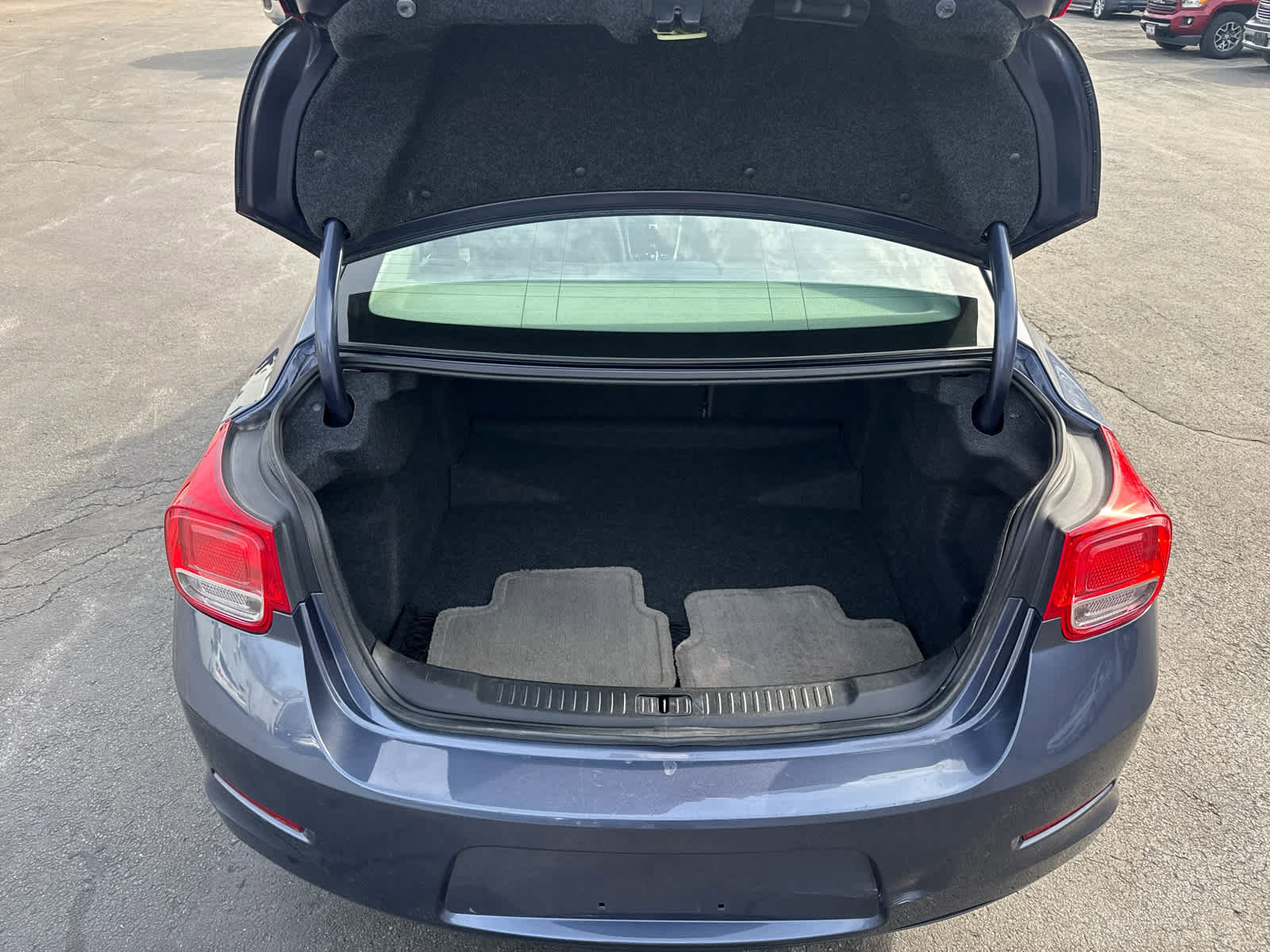 Used 2013 Chevrolet Malibu LS w/ Protection Package image 15