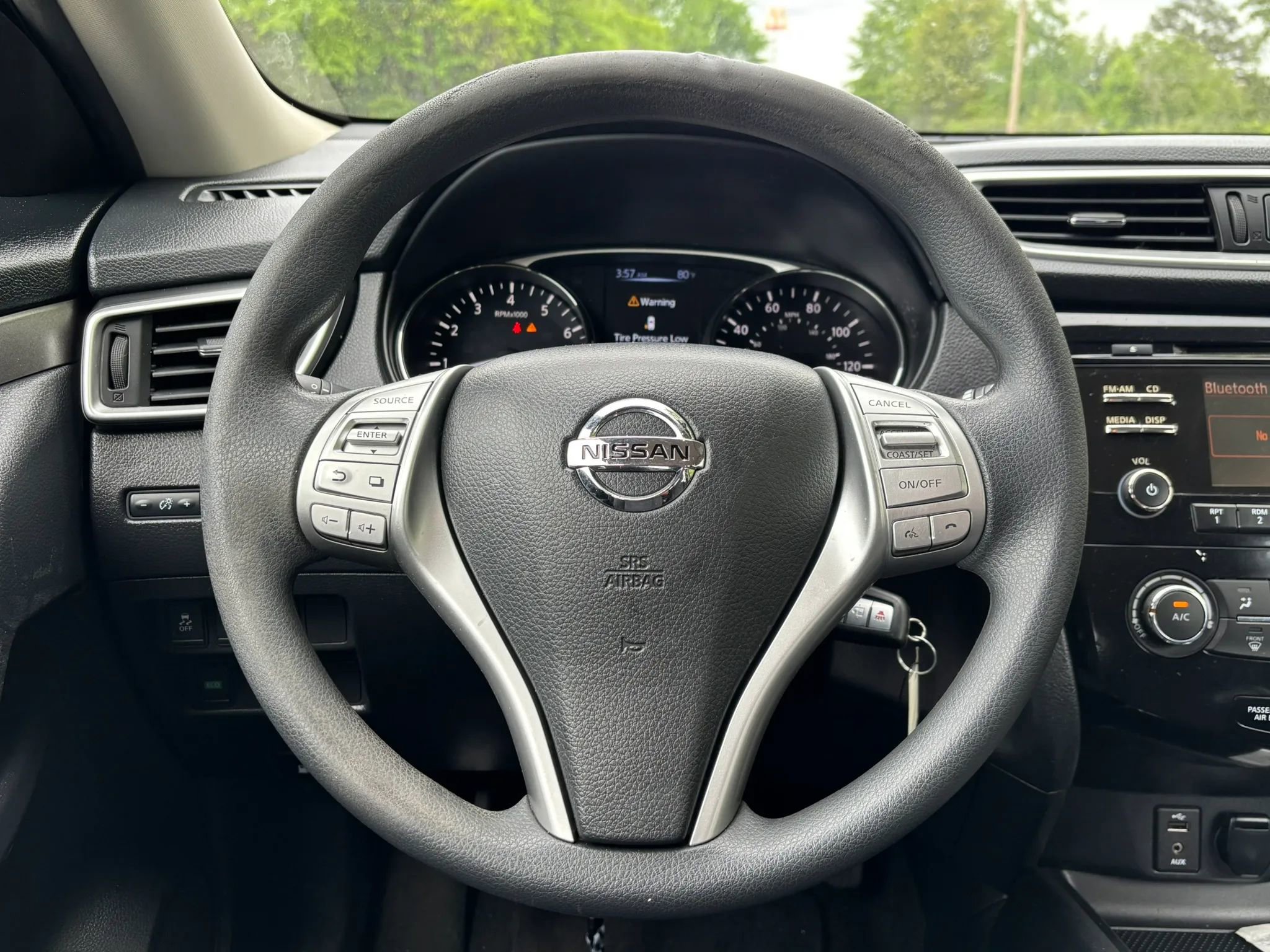 Used 2015 Nissan Rogue S image 26