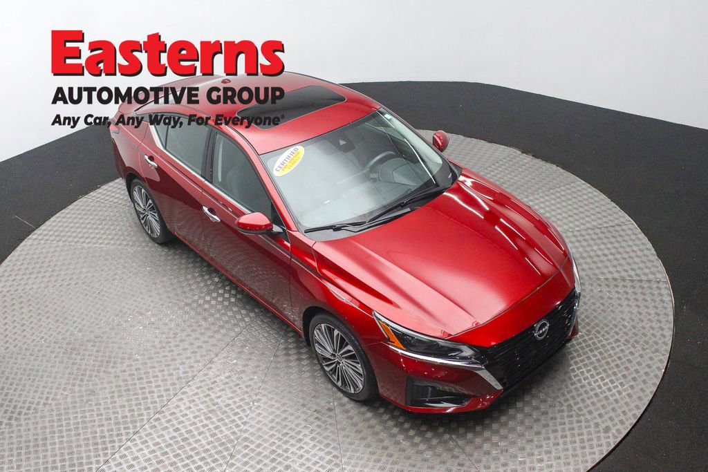 Used 2023 Nissan Altima 2.5 SL image 3