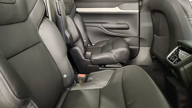 New 2026 Volvo EX90 Ultra AWD/4WD image 33