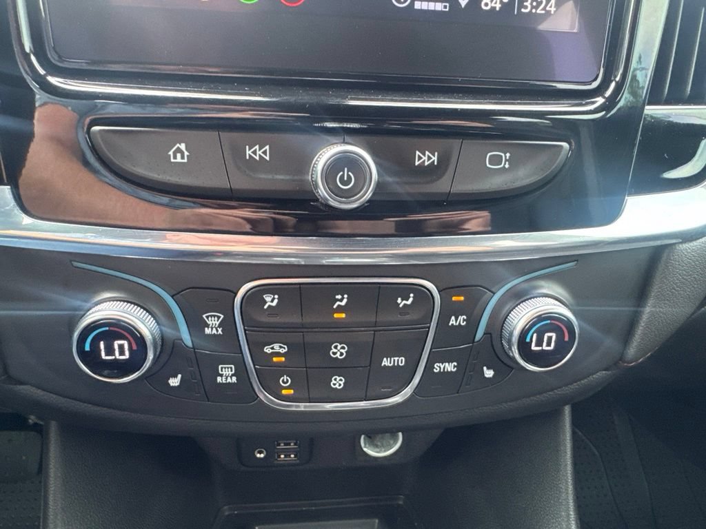 Used 2023 Chevrolet Traverse RS w/ LPO, Floor Liner Package FWD image 39