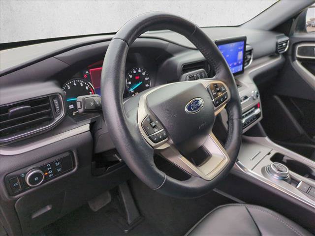 Used 2024 Ford Explorer XLT w/ Equipment Group 202A image 10