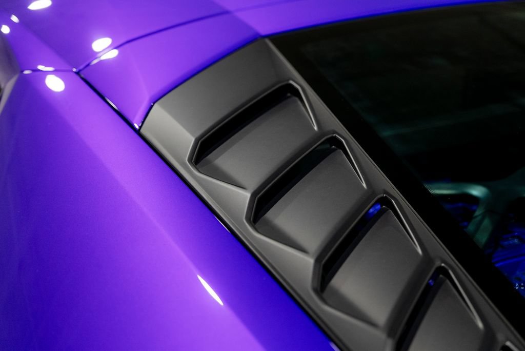 Used 2021 Lamborghini Huracan EVO RWD image 27