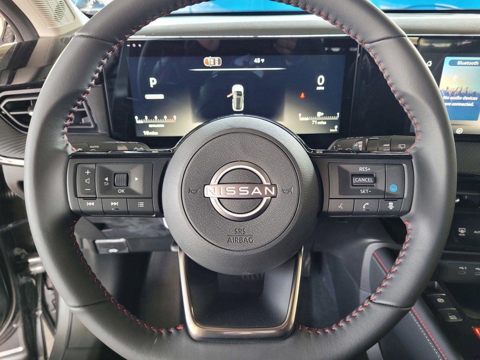 New 2026 Nissan Kicks SR w/ Cold Weather Package image 12