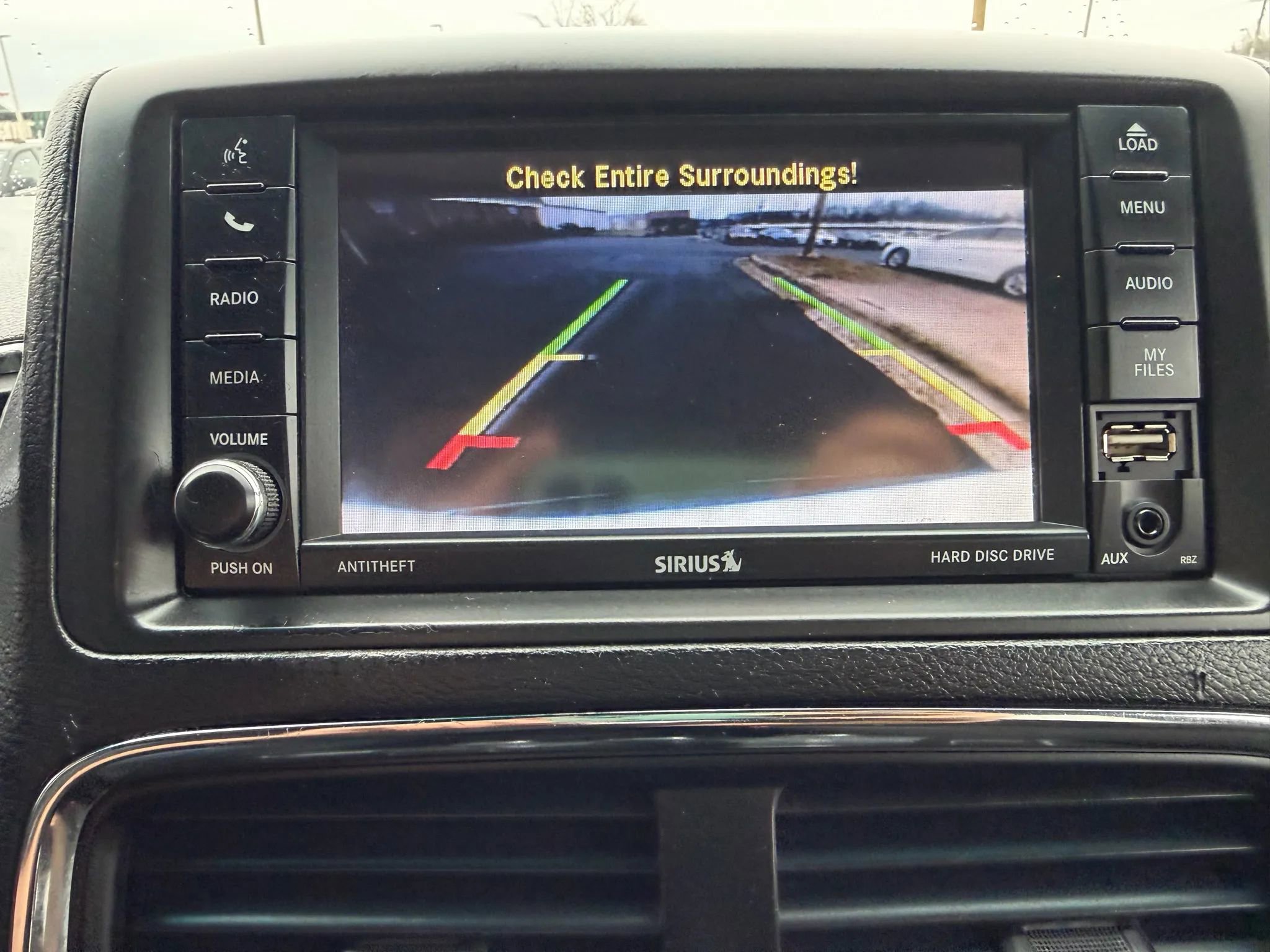 Used 2017 Dodge Grand Caravan SE image 23