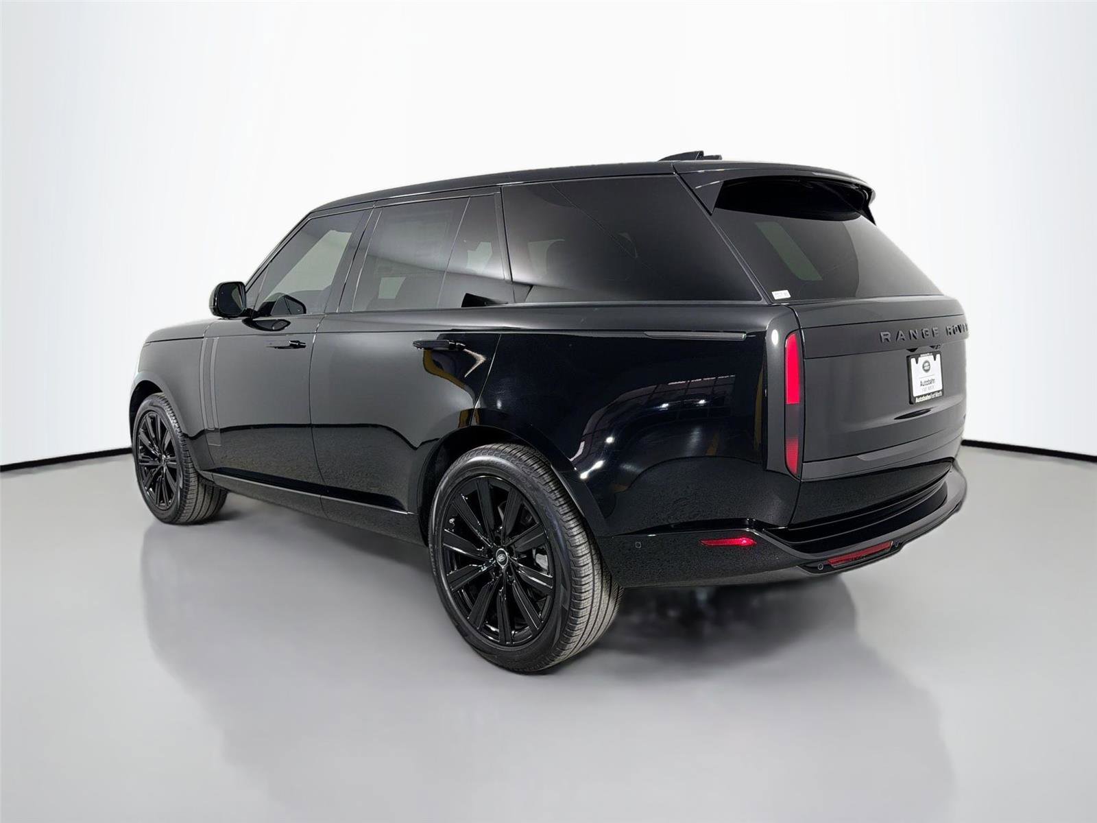 New 2025 Land Rover Range Rover SE AWD/4WD image 7