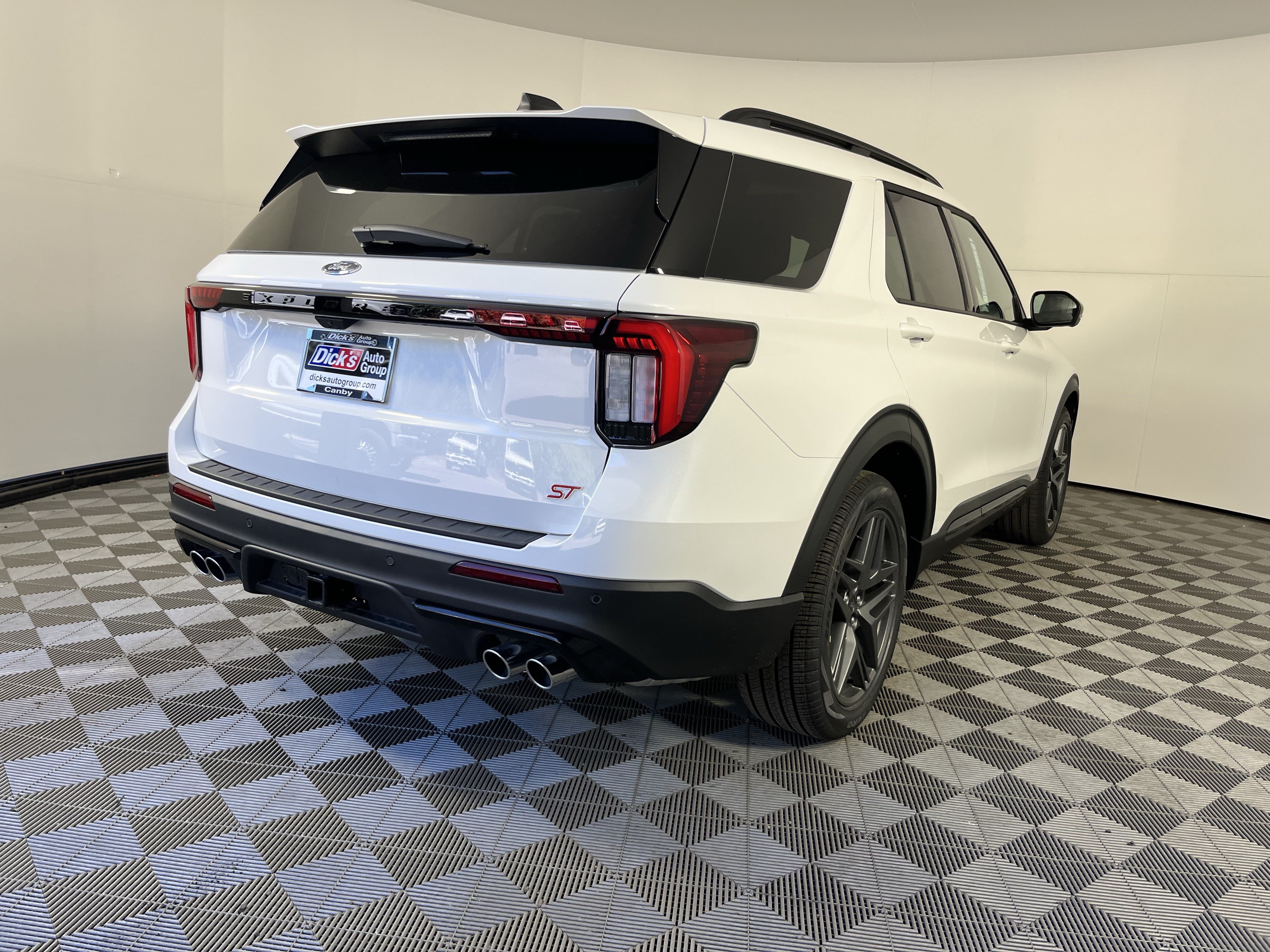New 2026 Ford Explorer ST w/ Sun And Sound Package AWD/4WD image 5