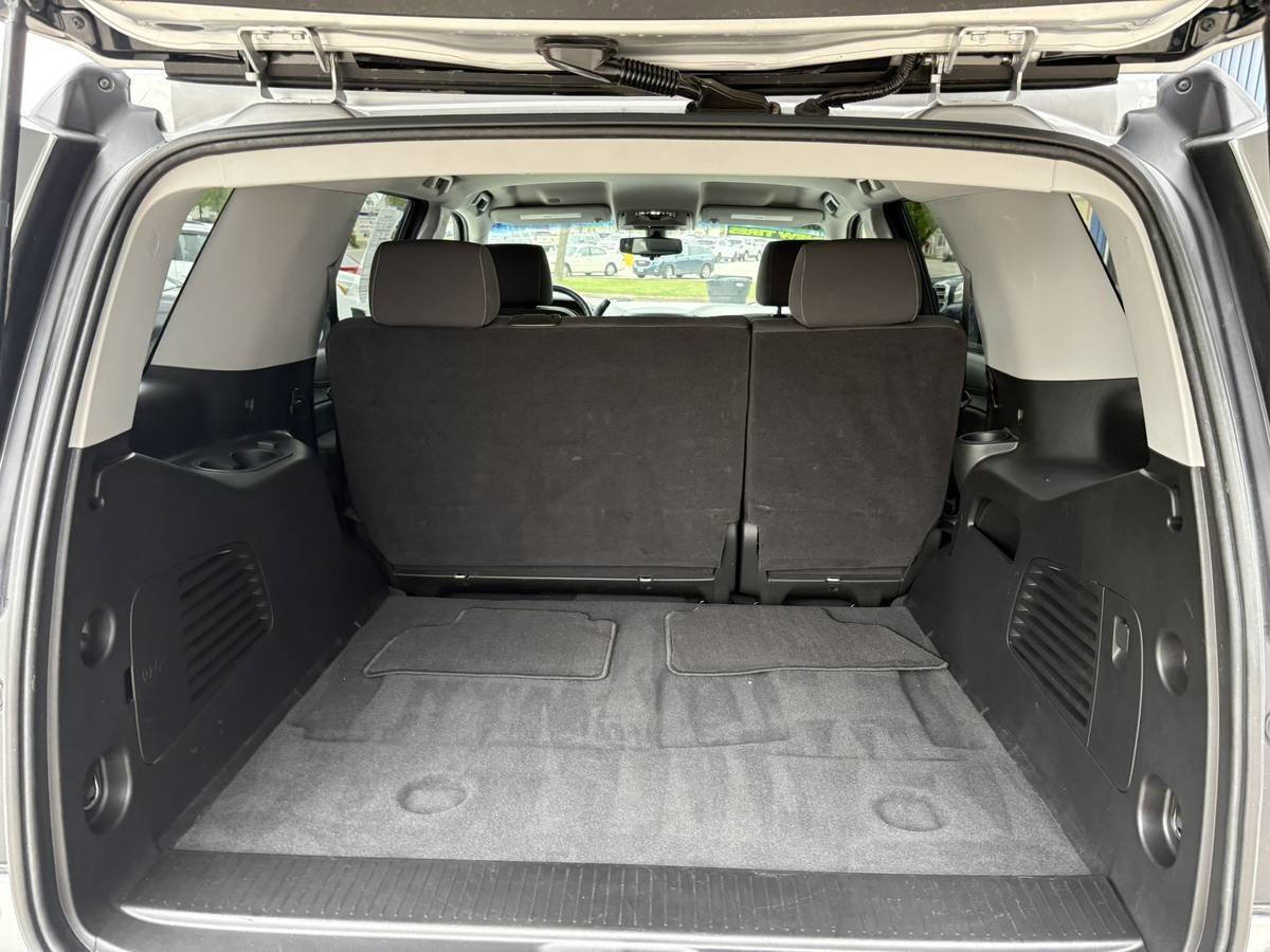 Used 2020 Chevrolet Tahoe LS w/ Skid Plate Package image 10