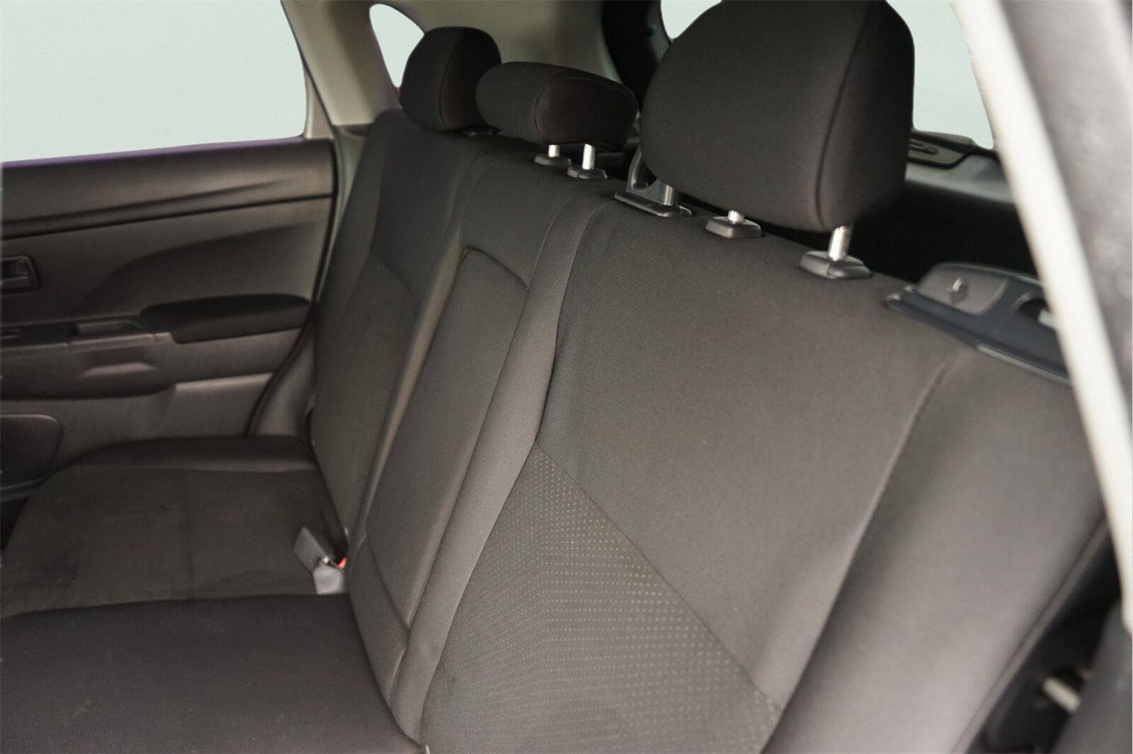 Used 2013 Mitsubishi Outlander Sport ES FWD image 13