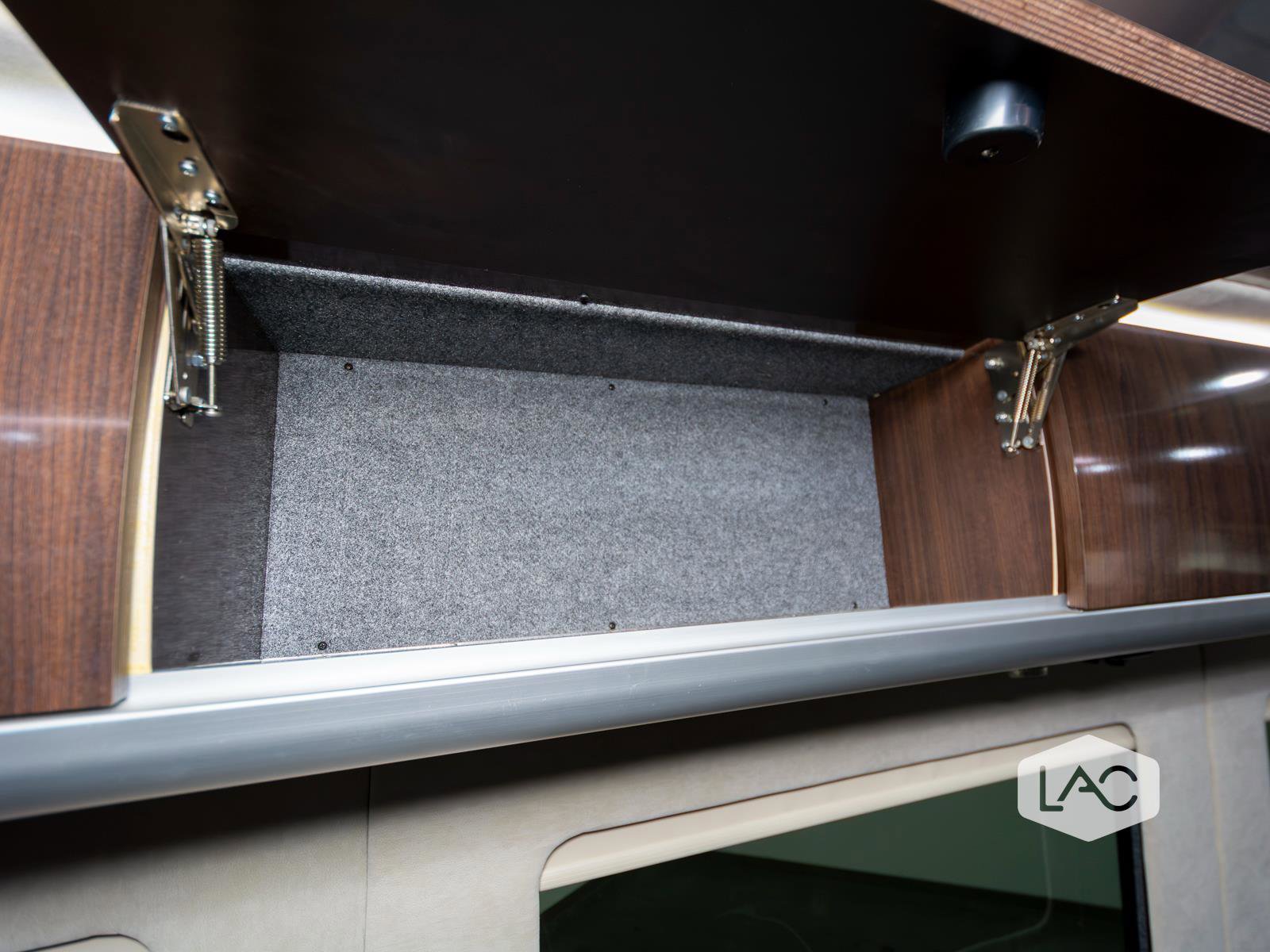 Used 2015 Mercedes-Benz Sprinter 3500 image 8