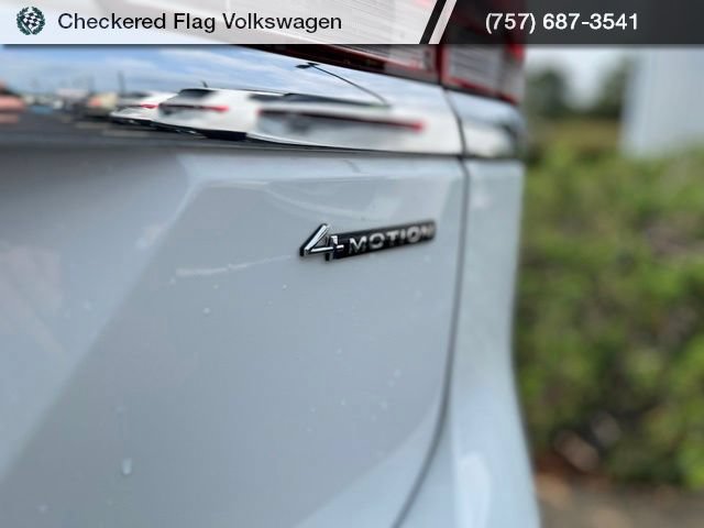 Used 2023 Volkswagen Atlas SE w/ Black Wheel Package AWD/4WD image 10