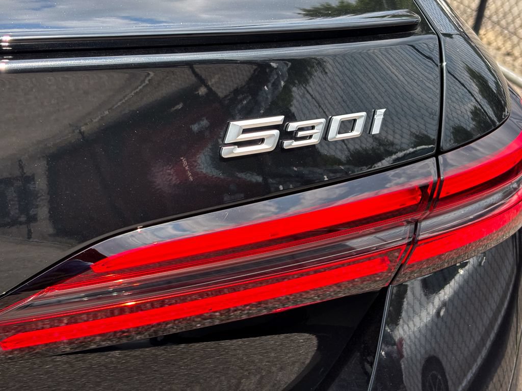 New 2027 BMW 530i xDrive AWD/4WD image 7