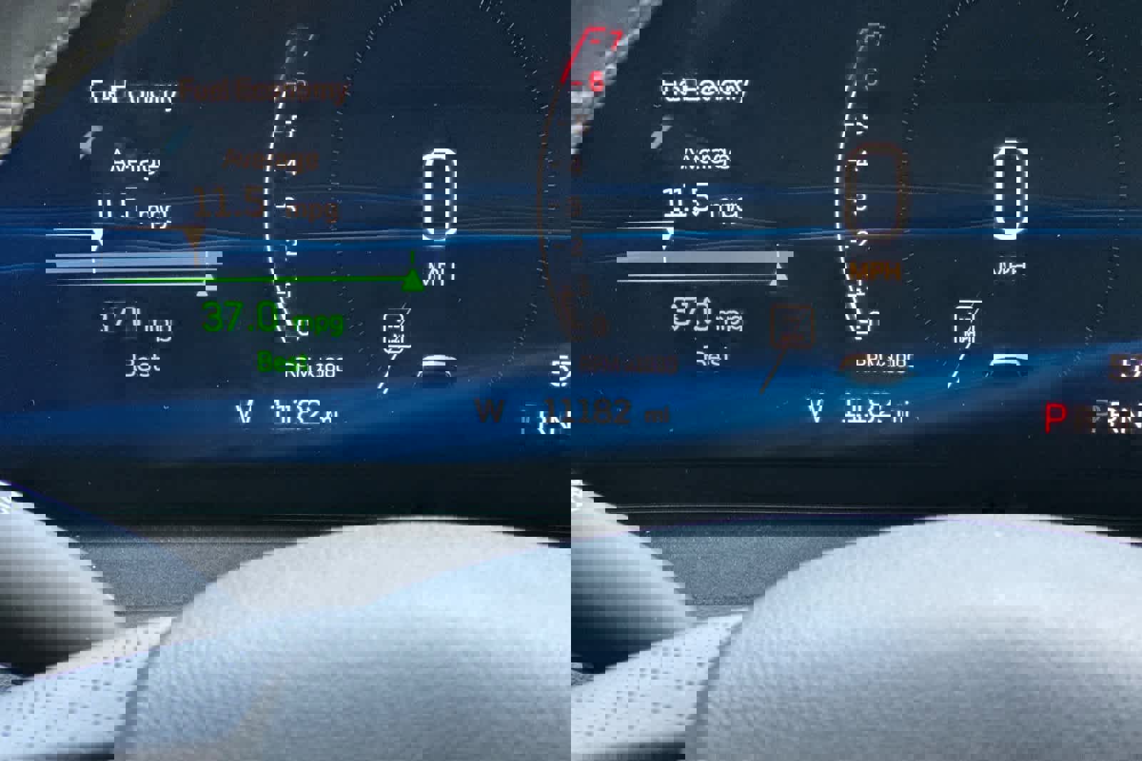 Used 2024 Cadillac XT4 Sport w/ Technology Package image 30