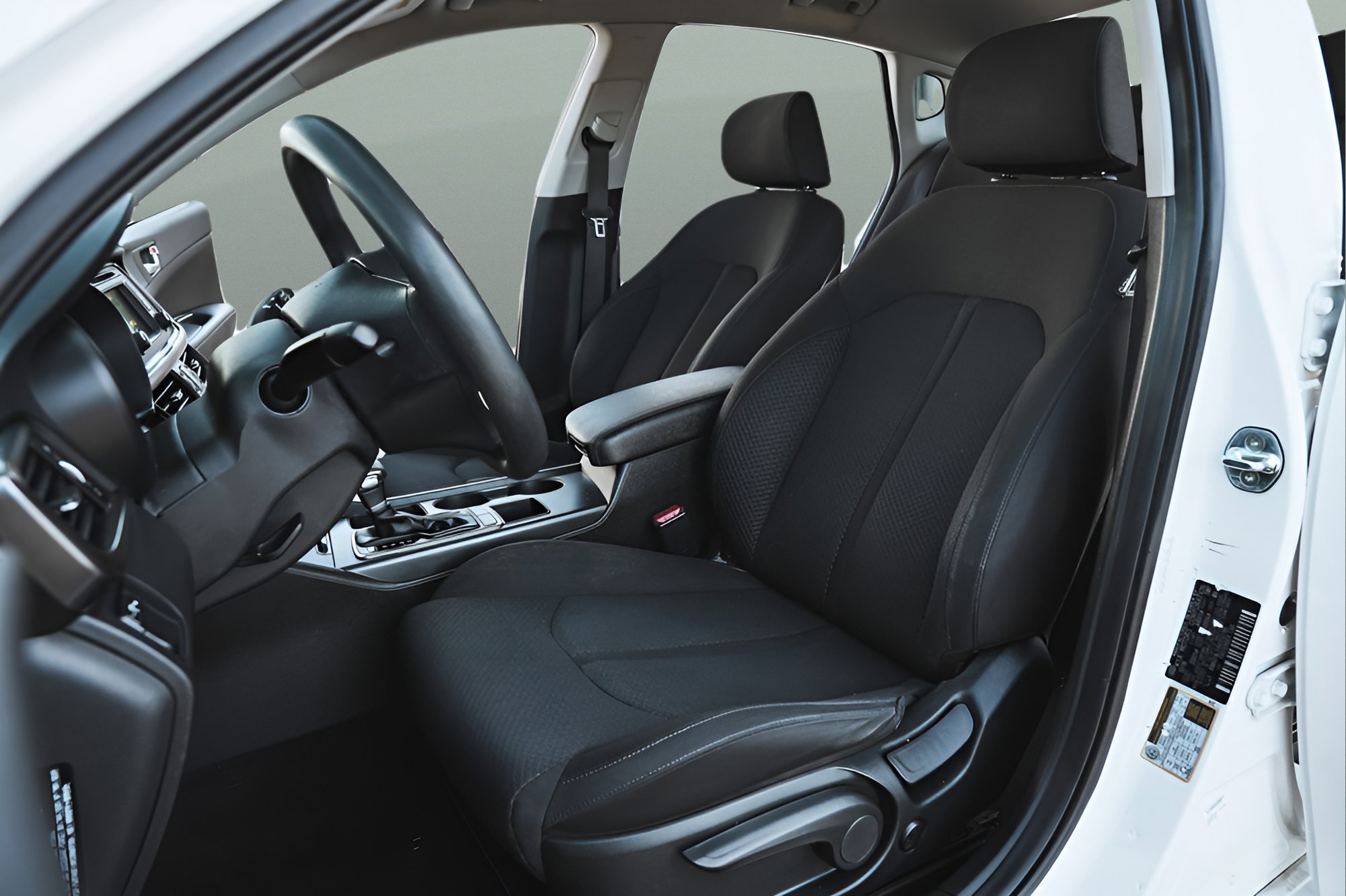 Used 2017 Kia Optima LX image 9