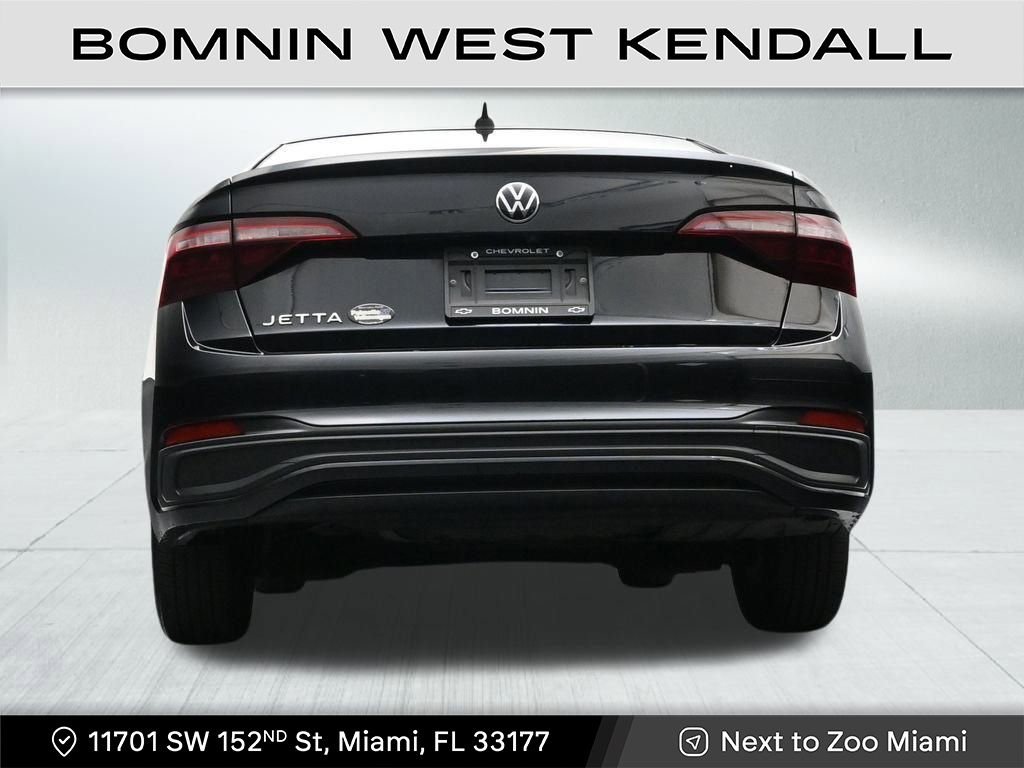 Used 2023 Volkswagen Jetta S image 23