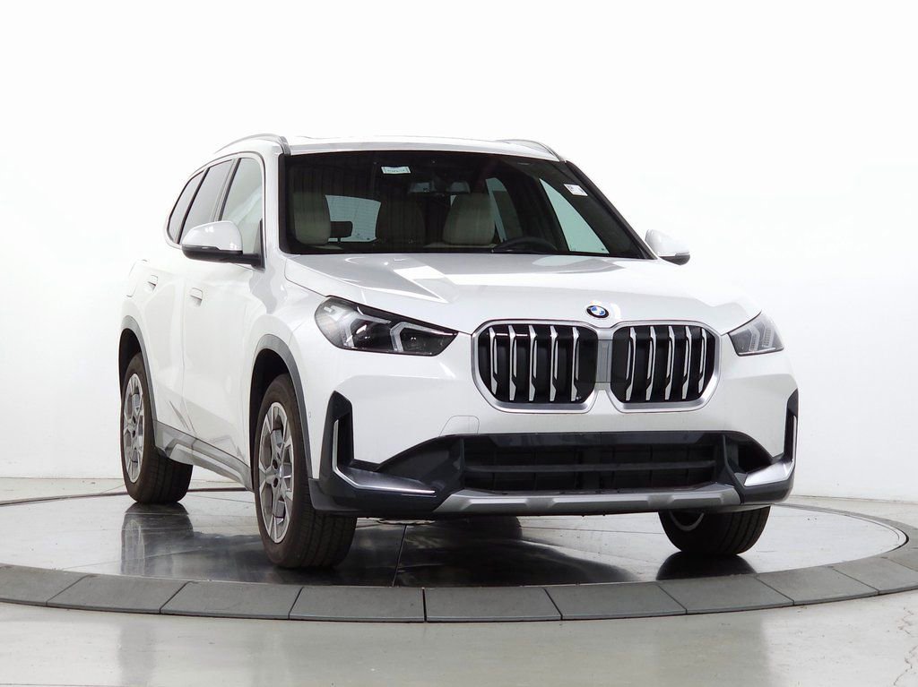 Used 2025 BMW X1 xDrive28i w/ Convenience Package AWD/4WD image 1
