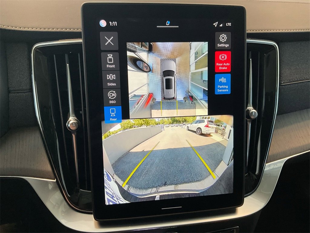 New 2026 Volvo XC90 B6 Ultra image 27