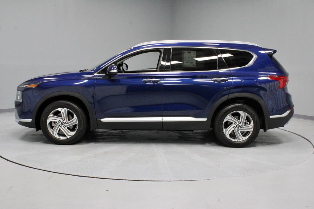 Used 2022 Hyundai Santa Fe SEL w/ Convenience + Premium Package FWD image 9