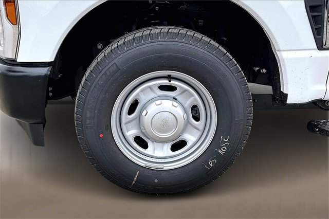 New 2026 Ford F250 XL image 10