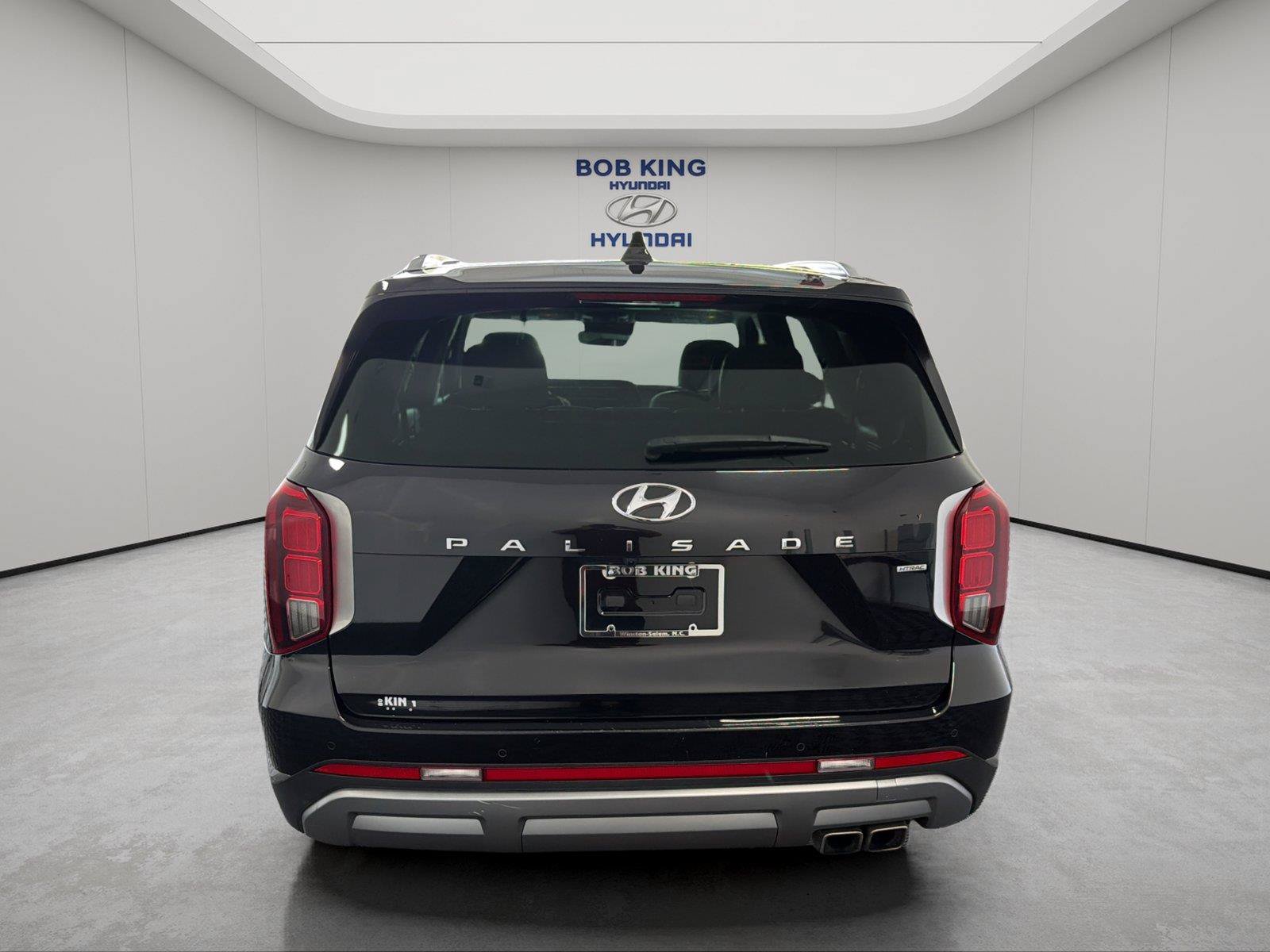 Used 2024 Hyundai Palisade SEL AWD/4WD image 4