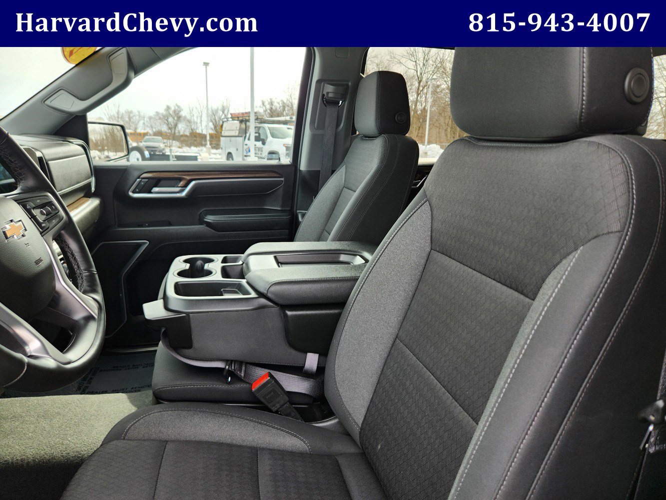 Used 2025 Chevrolet Silverado 1500 LT image 24