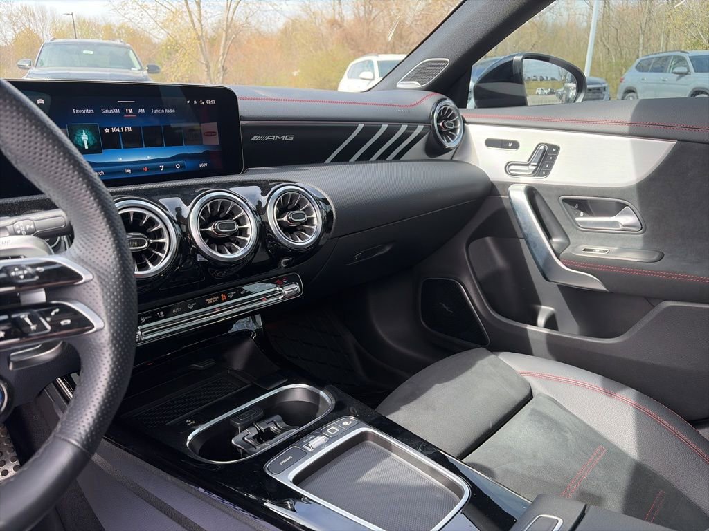 Used 2025 Mercedes-Benz CLA 35 AMG 4MATIC image 19