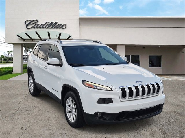 Used 2015 Jeep Cherokee Latitude w/ Cold Weather Group image 7