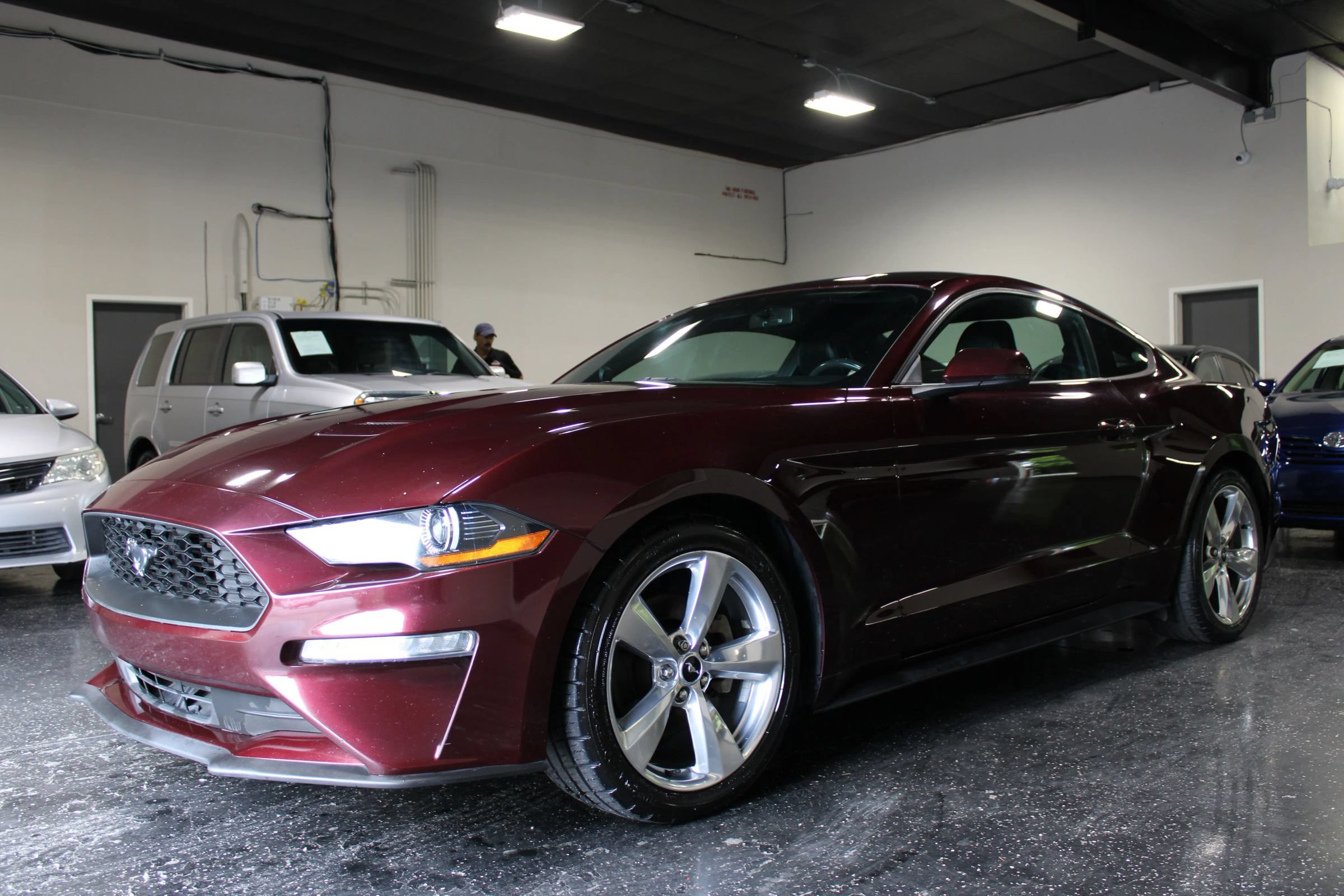 Used 2018 Ford Mustang Premium w/ Enhanced Security Package RWD image 7