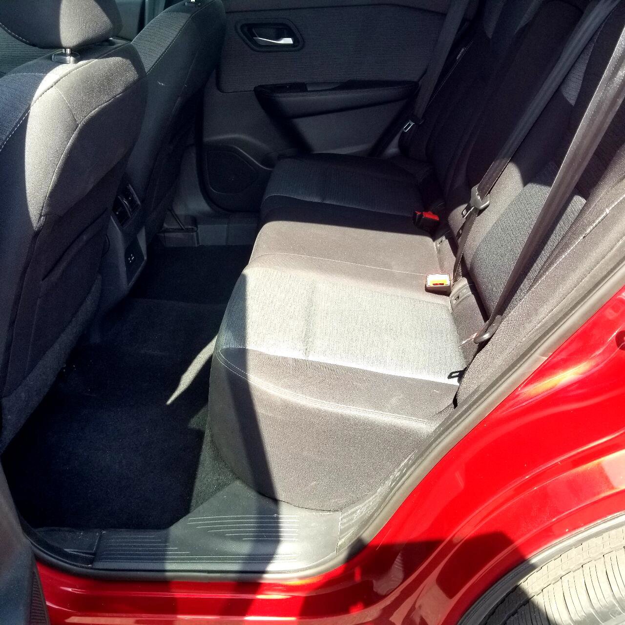 Used 2022 Nissan Rogue SV image 17