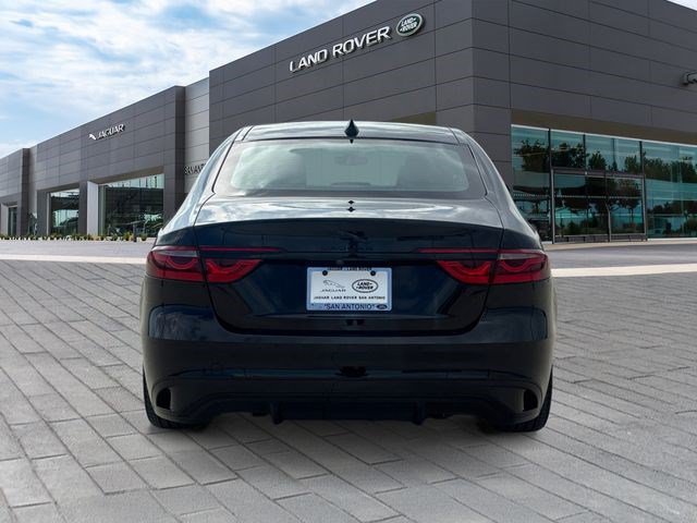 New 2024 Jaguar XF R-Dynamic SE AWD/4WD image 4