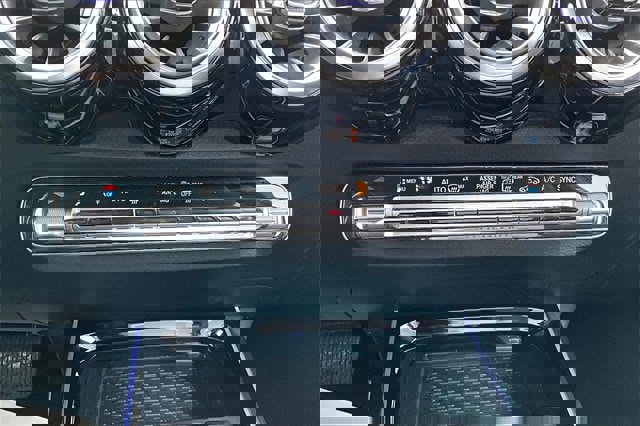 Used 2025 Mercedes-Benz GLB 250 250 image 18