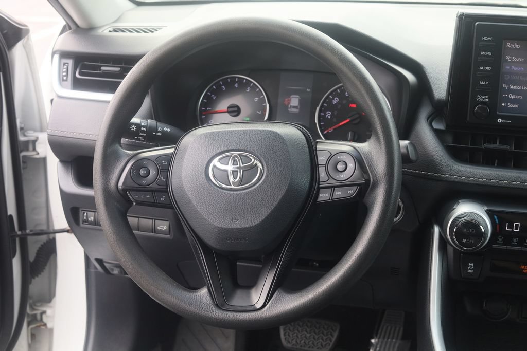 Certified 2020 Toyota RAV4 XLE w/ Convenience Package AWD/4WD image 14