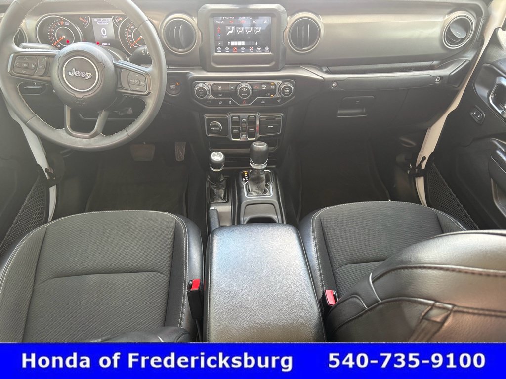 Used 2023 Jeep Gladiator Sport AWD/4WD image 2