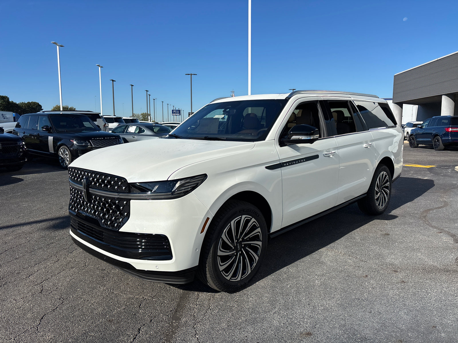 New 2025 Lincoln Navigator L Black Label image 3