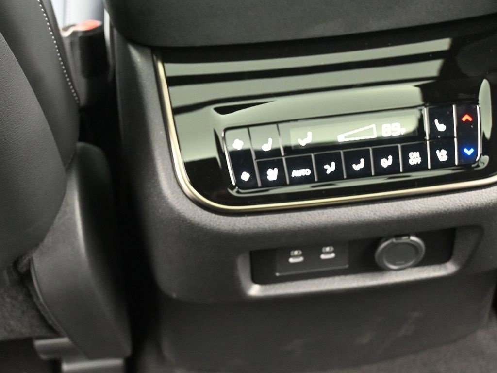 New 2026 INFINITI QX80 4WD image 16