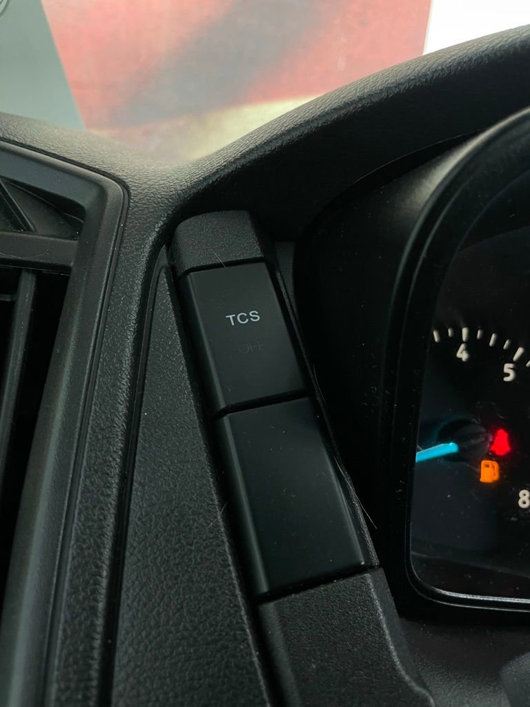 Used 2019 Ford Transit 150 XL image 36