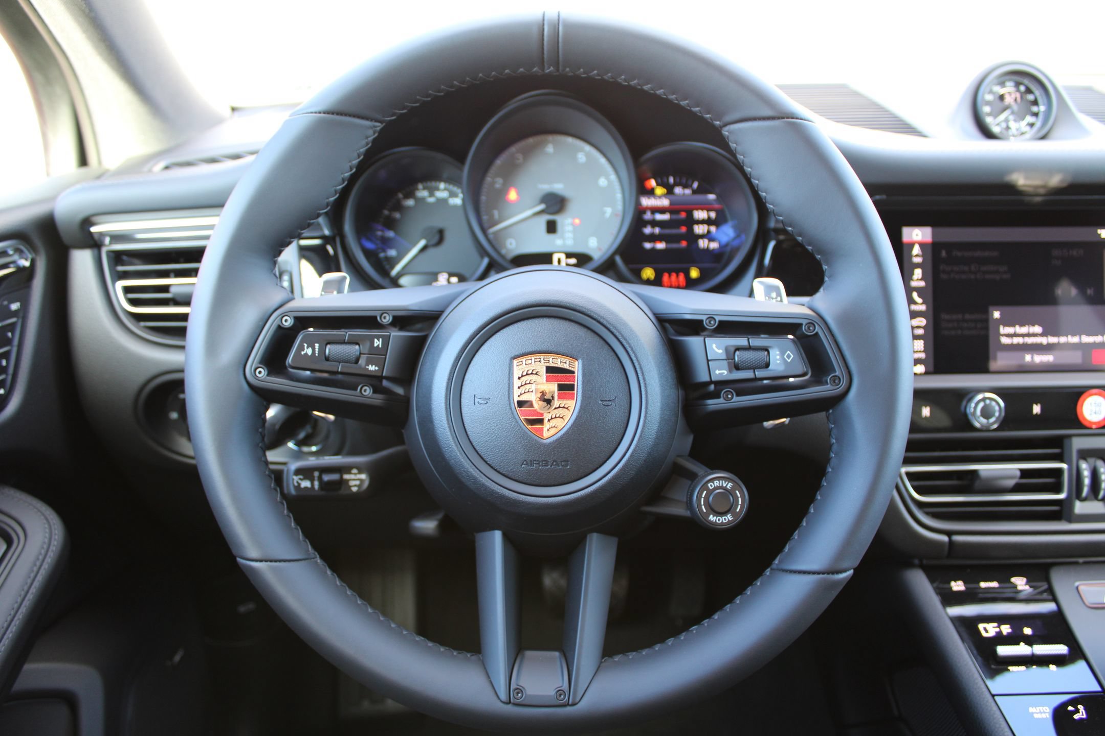 New 2026 Porsche Macan S AWD/4WD image 15