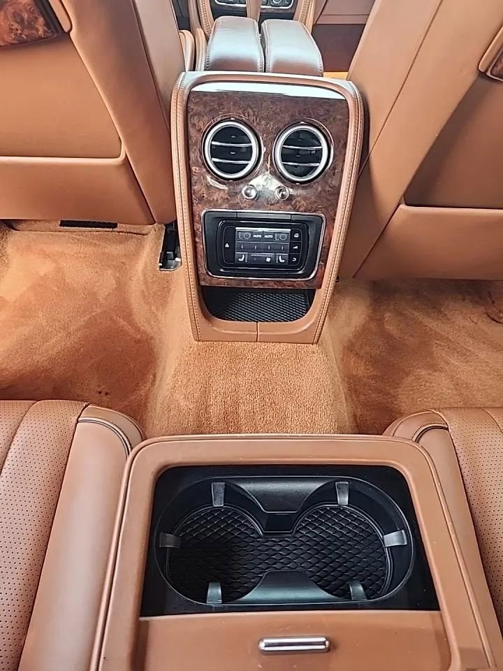 Used 2014 Bentley Flying Spur W12 image 10
