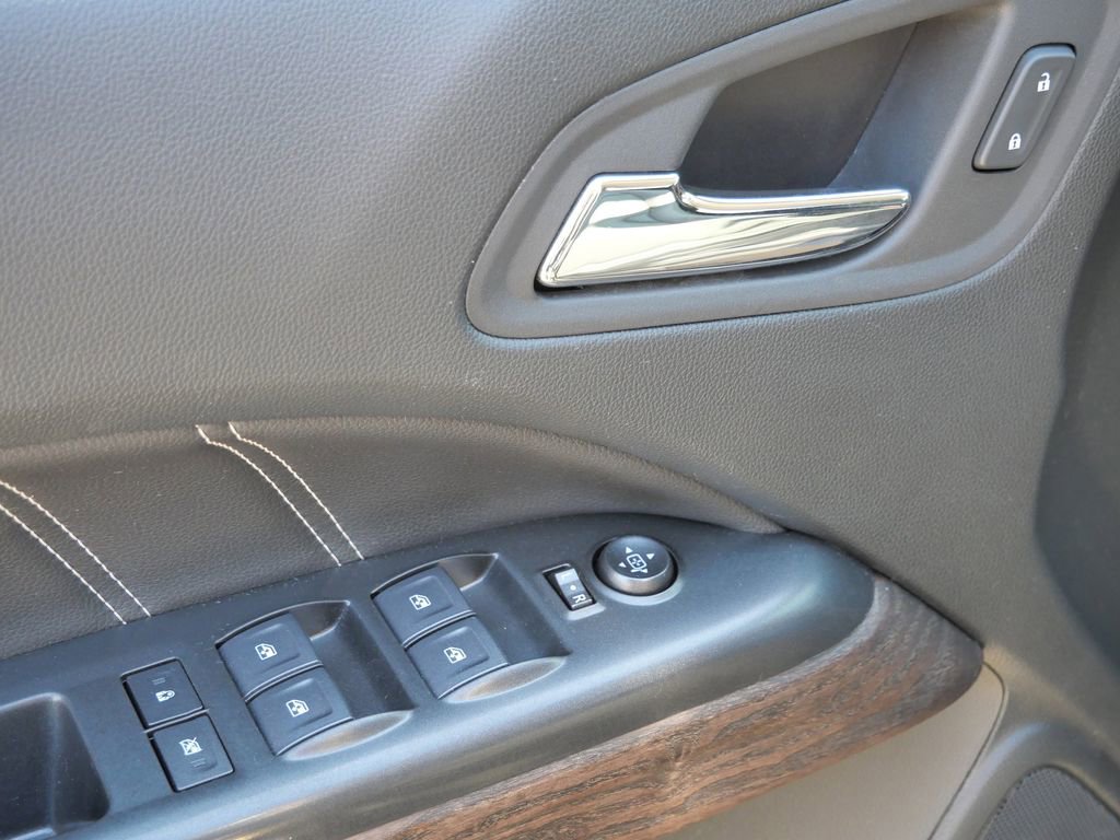 Used 2022 GMC Canyon Denali w/ Denali Black Edition Package image 33