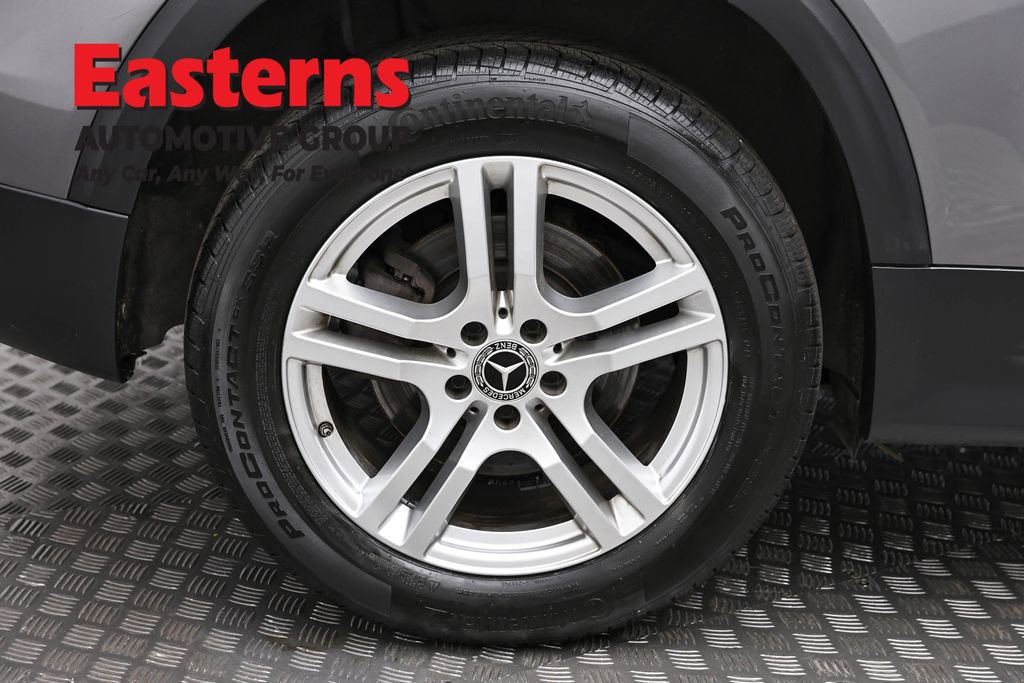 Used 2021 Mercedes-Benz GLB 250 4MATIC w/ Premium Package image 30