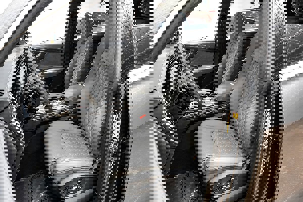 Used 2021 Audi SQ8 Prestige image 29