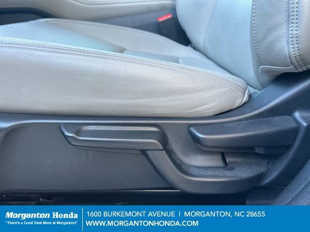 Used 2019 Honda HR-V EX-L image 16