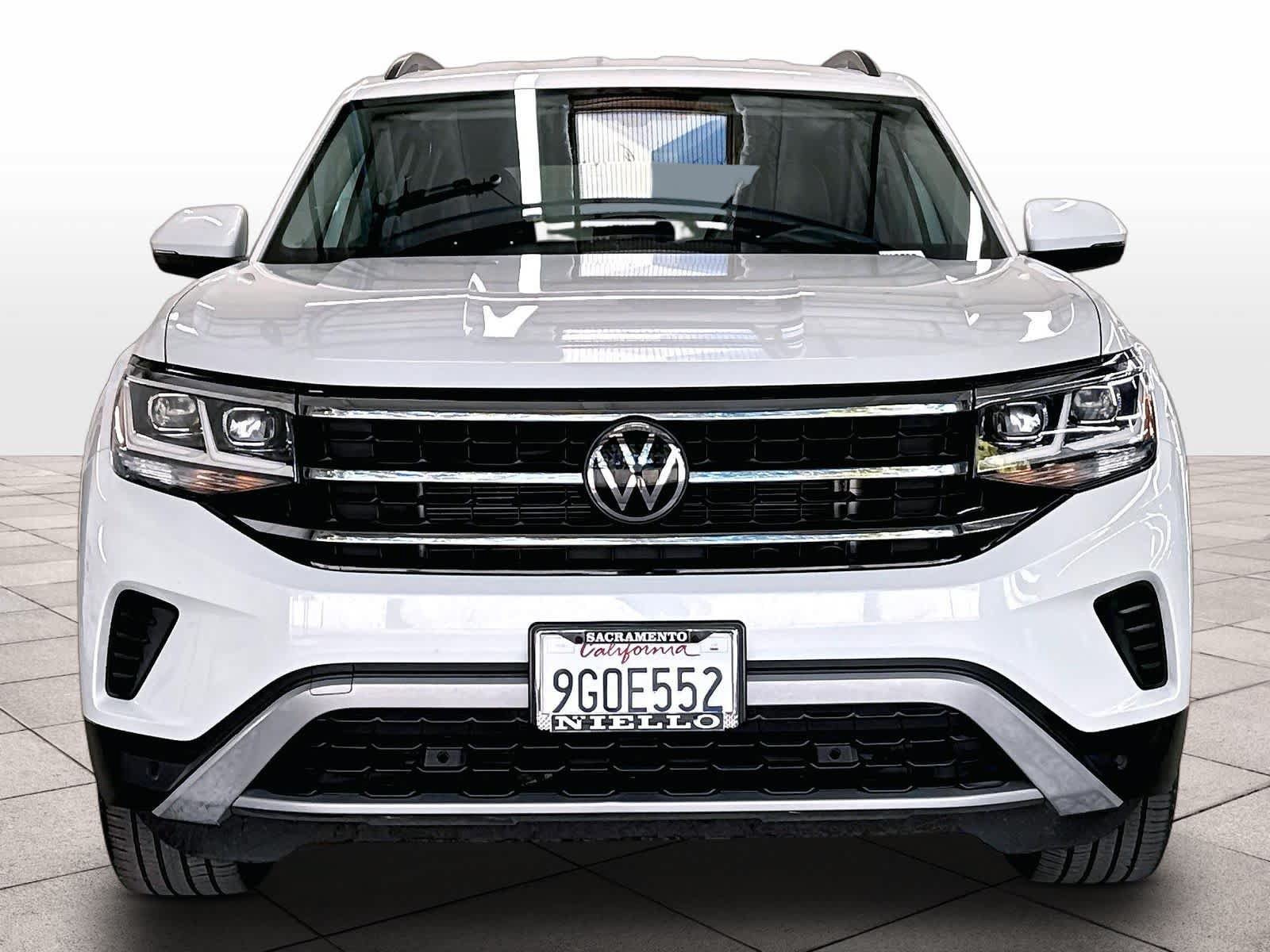 Used 2023 Volkswagen Atlas SE w/ Black Wheel Package AWD/4WD image 2