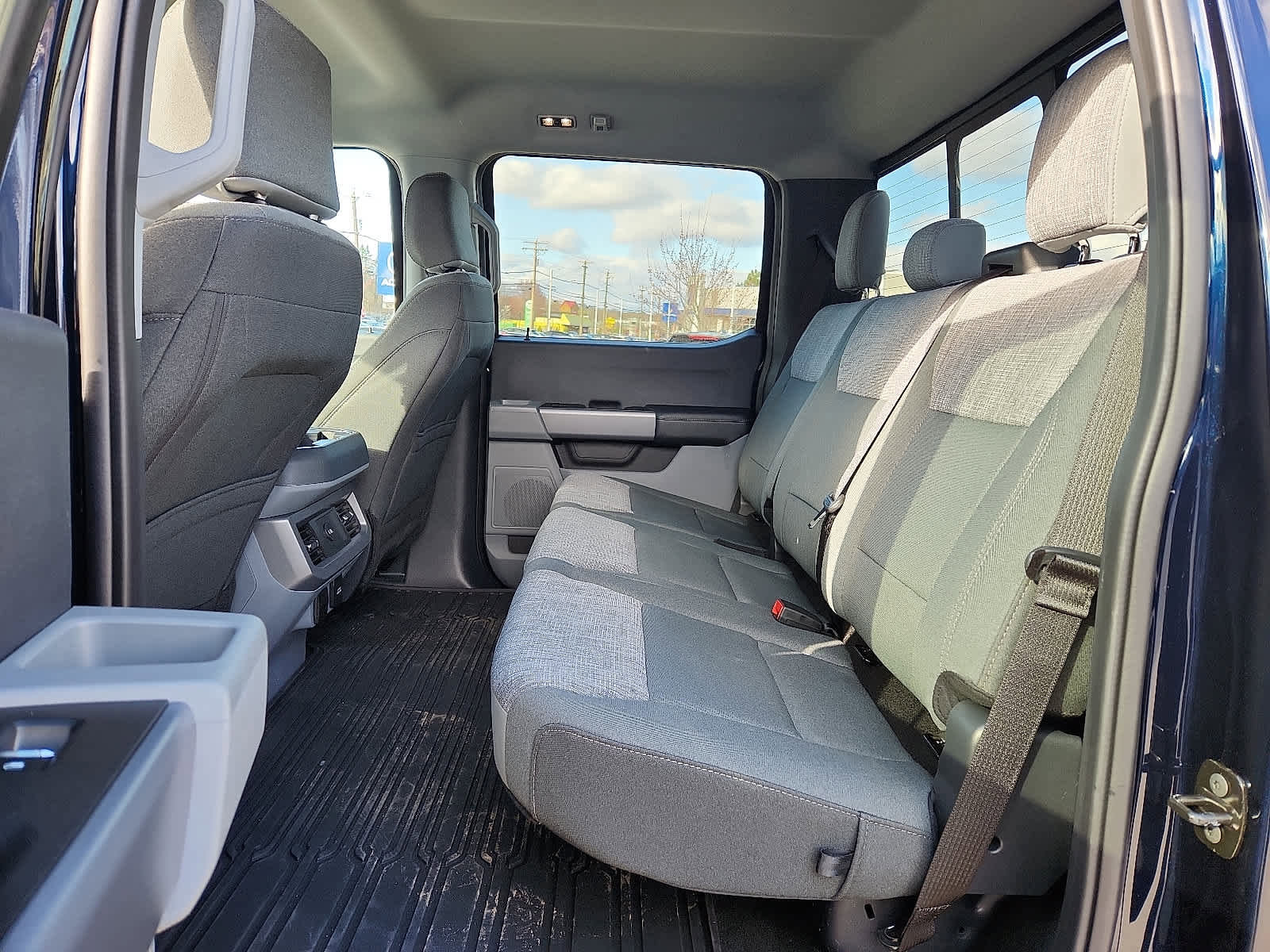 Used 2024 Ford F250 XLT w/ FX4 Off-Road Package image 11