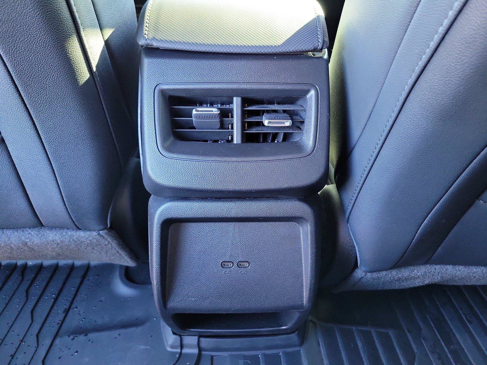 Used 2024 Chevrolet Equinox EV RS AWD/4WD image 12