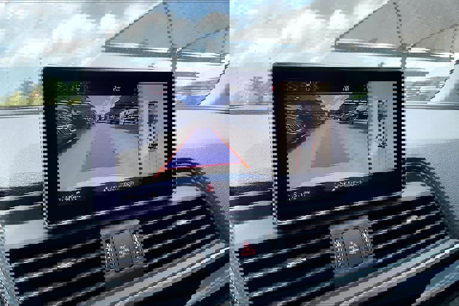 Used 2019 Audi Q5 Prestige w/ Prestige Package image 26