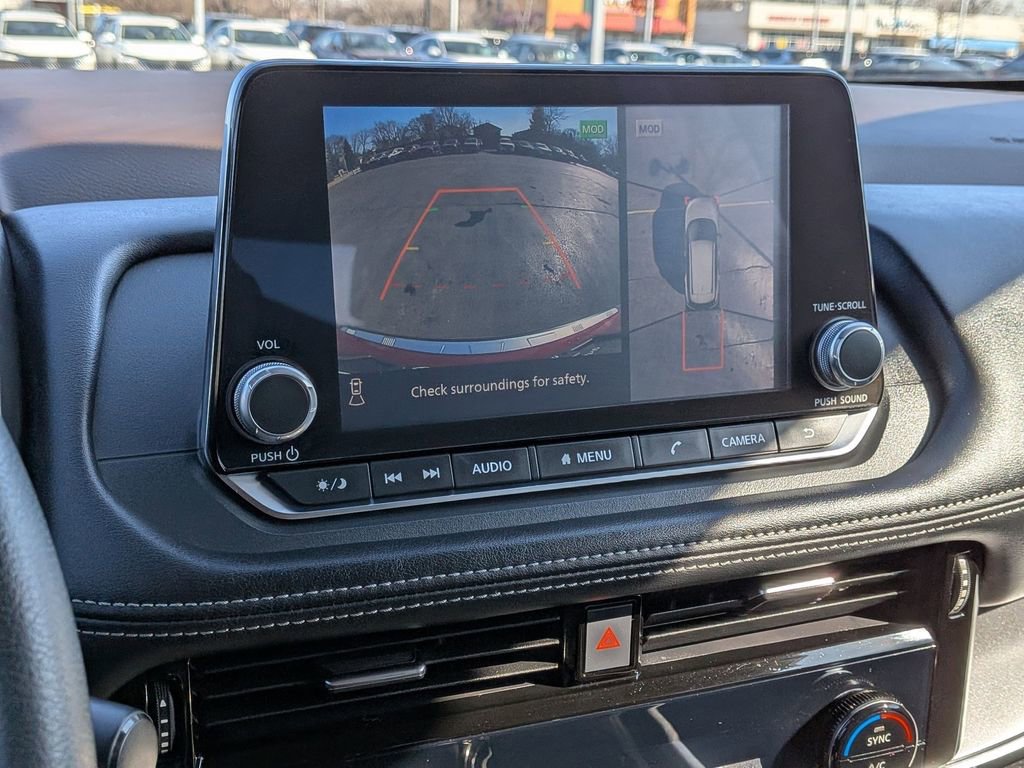 Used 2021 Nissan Rogue SV image 14