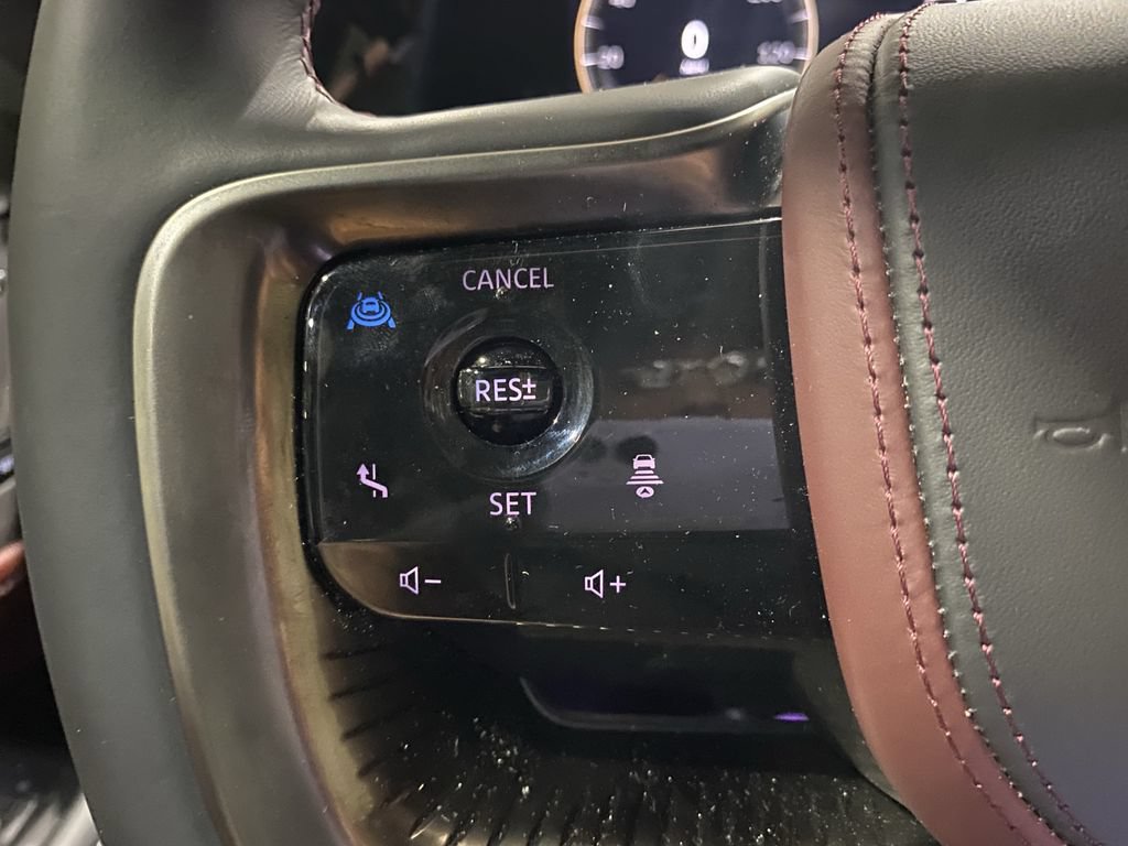 Used 2026 INFINITI QX80 Autograph AWD/4WD image 11