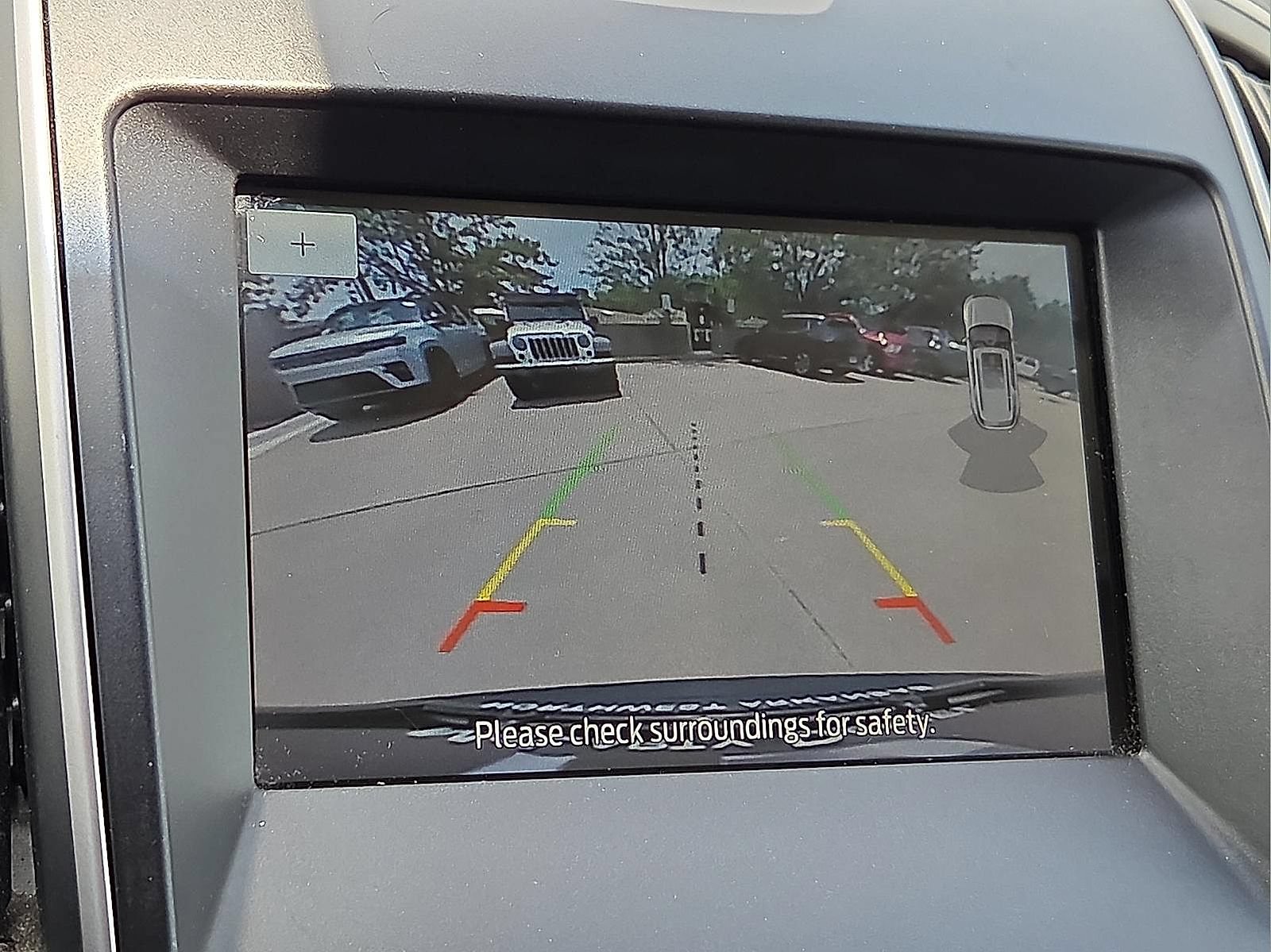 Used 2019 Ford Edge SEL w/ Equipment Group 201A FWD image 16